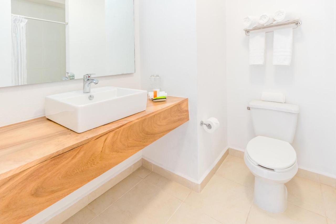 Decameron La Marina Guayabitos, Ramada All-Inclusive Resort Rincon de Guayabitos Dış mekan fotoğraf